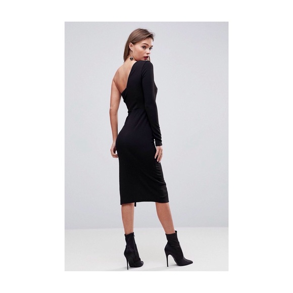 ASOS asymmetrical v-wired LBD - Picture 2 of 4